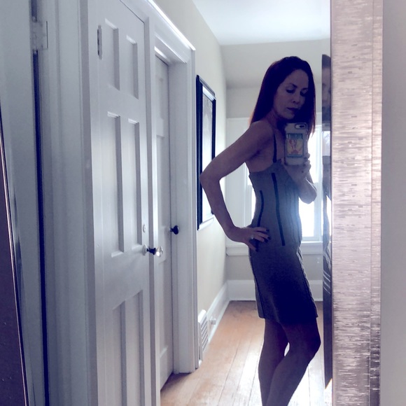 Uber sexy body con dress G.V.G.V size 2 - Picture 7 of 11